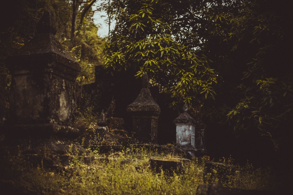 Sépulture à Champasak au Laos
